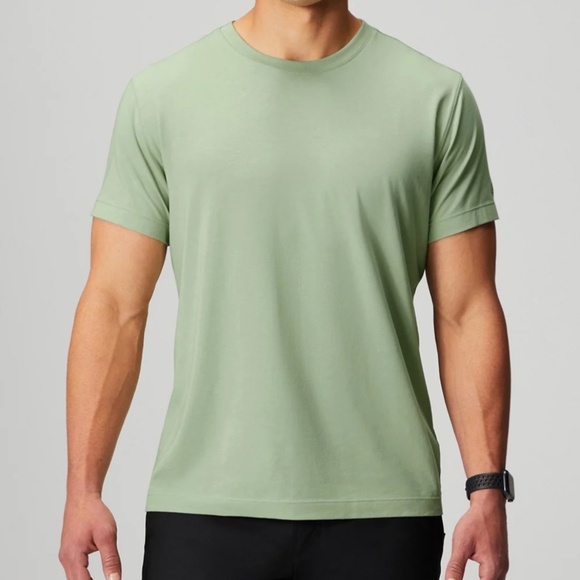 Fabletics The 24-7 Tee, Thyme, L - Picture 1 of 6